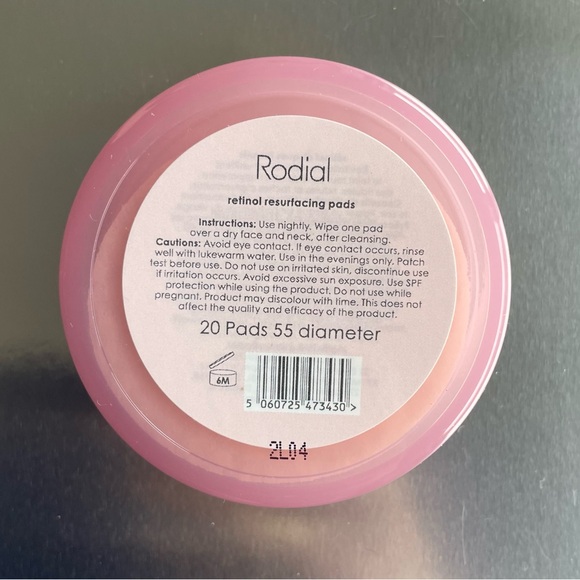 Rodial Retinol Skincare Bundle - Picture 4 of 6